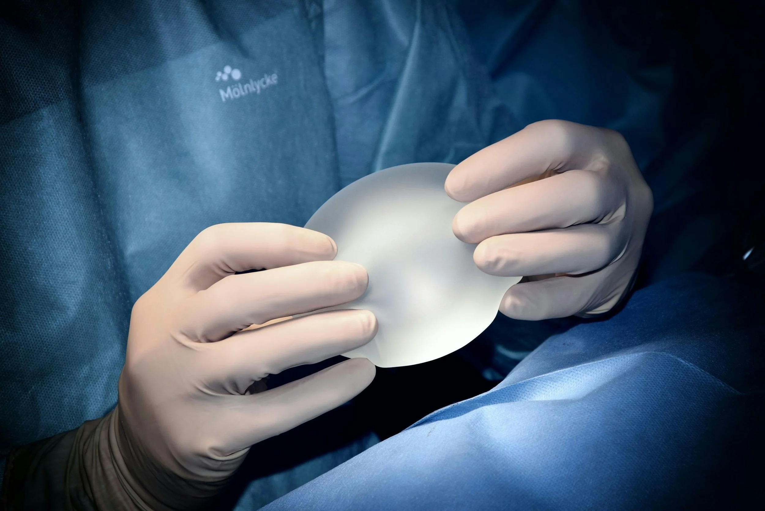 Dr Jen Law Female Plastic Surgeon Breast Implant Removal Options Surgery Sydney